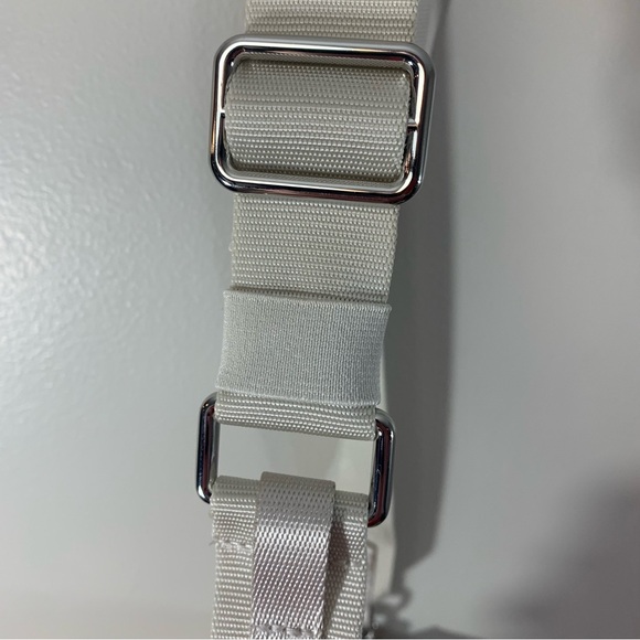 Lululemon Crossbody Fleece Bucket Bag White Cream - Picture 3 of 12